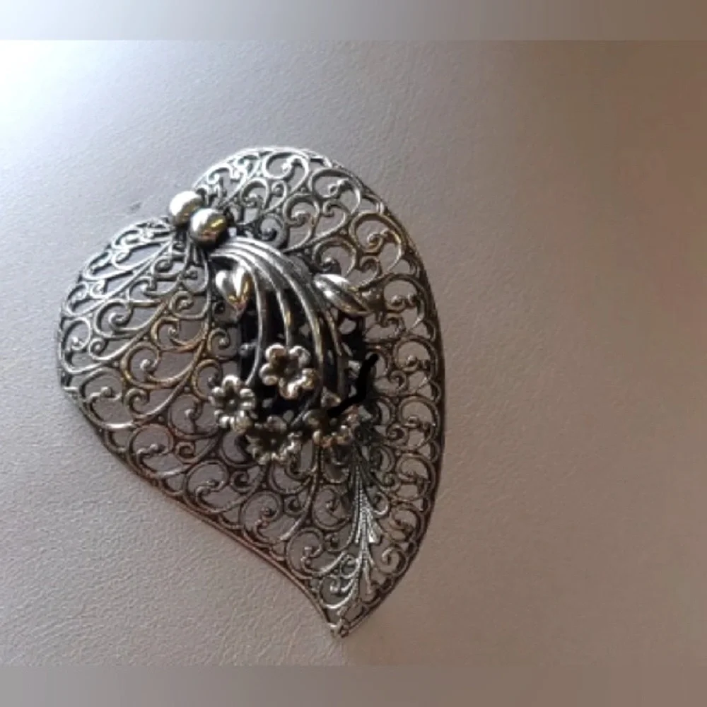 JewelArt Sterling Silver Metal Filigree Brooch